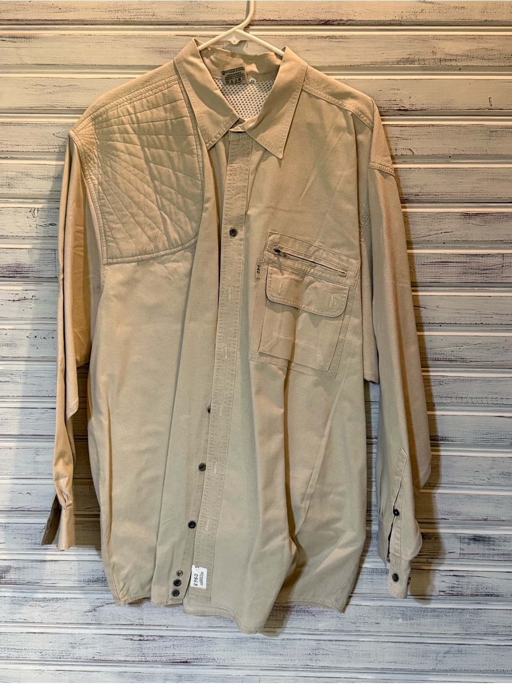 Men's Quilted Shoulder Casual Button-Down Shirt in Khaki